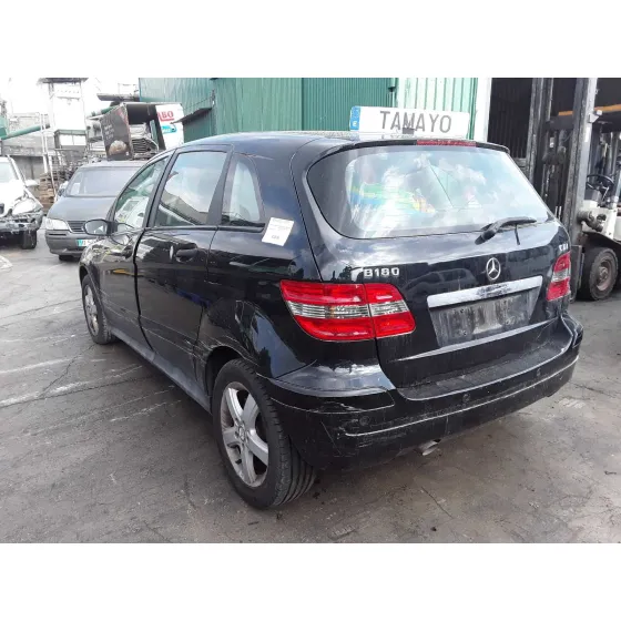 MERCEDES CLASE B (W245) '1990 180 CDI (245.207) NEGRO