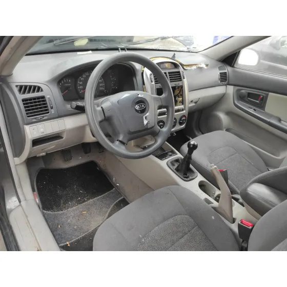 KIA CERATO '2005 * NEGRO