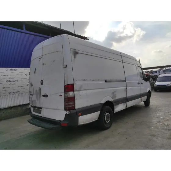 MERCEDES SPRINTER 02.00 -> CAJA CERRADA '2006 * BLANCO