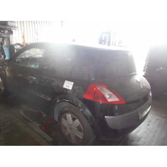 RENAULT MEGANE II BERLINA 5P '2004 1.9 DCI DIESEL NEGRO