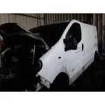 RENAULT TRAFIC CAJA CERRADA (AB 4.01) RENAULT TRAFIC CAJA CERRADA (AB 4.01) '2004 1.9 DIESEL BLANCO 2001