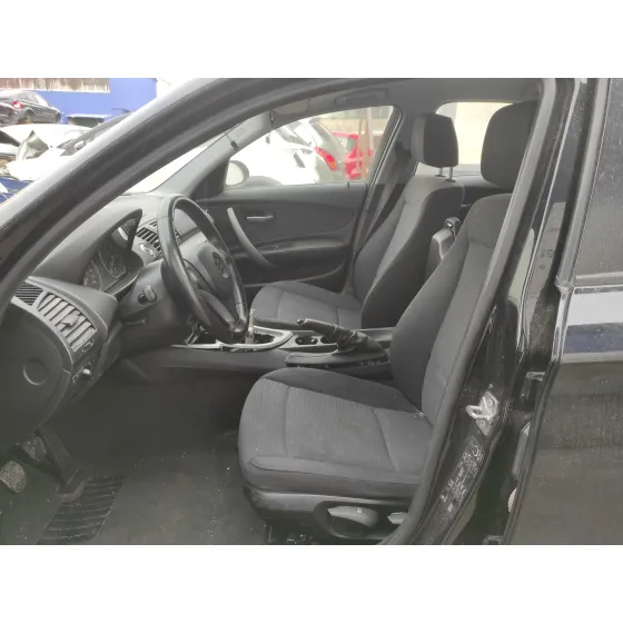 BMW SERIE 1 BERLINA (E81/E87) '2009 2.0 CAT NEGRO