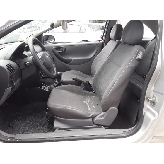 OPEL CORSA C '2001 CORSA C GRIS