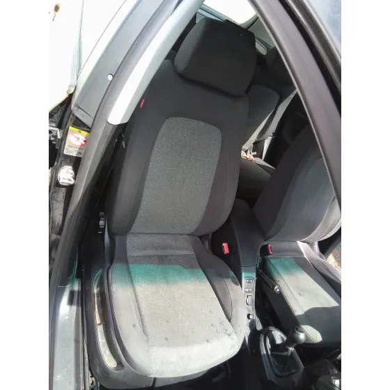 SEAT ALTEA XL (5P5) '2010 1.6 TDI NEGRO/AMARILLO