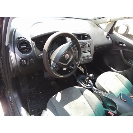 SEAT ALTEA XL (5P5) '2010 1.6 TDI NEGRO/AMARILLO