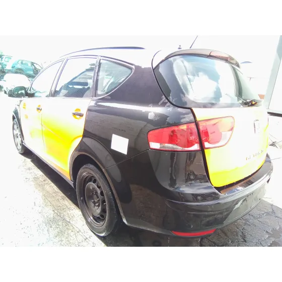 SEAT ALTEA XL (5P5) '2010 1.6 TDI NEGRO/AMARILLO
