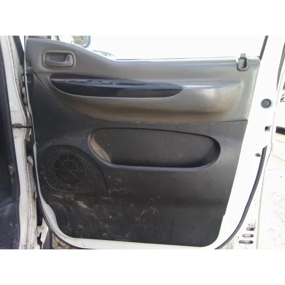 HYUNDAI H 1 '2005 2.5 TURBODIESEL CAT BLANCO