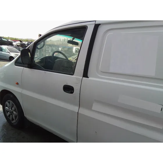 HYUNDAI H 1 '2005 2.5 TURBODIESEL CAT BLANCO
