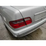 MERCEDES-BENZ CLASE E (W210) BERLINA MERCEDES CLASE E (W210) BERLINA '2001 2.0 COMPRESOR CAT PLATA 1995
