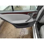 MERCEDES-BENZ CLASE E (W210) BERLINA MERCEDES CLASE E (W210) BERLINA '2001 2.0 COMPRESOR CAT PLATA 1995