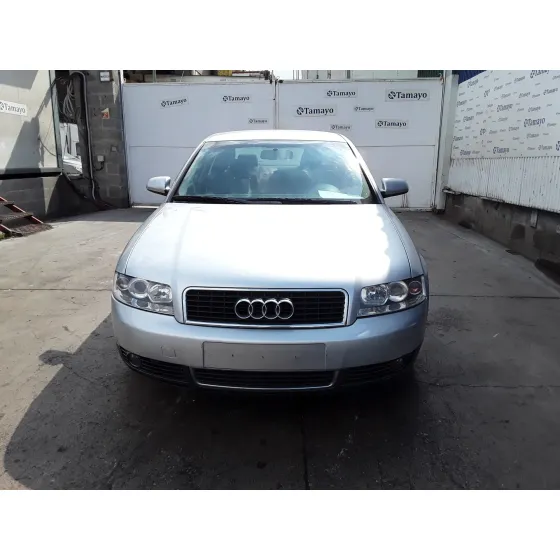 AUDI A4 BERLINA (8E) '2001 * PLATA
