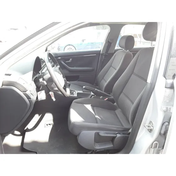 AUDI A4 BERLINA (8E) '2001 * PLATA