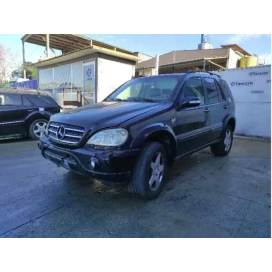 MERCEDES CLASE M (W163) '2002 * NEGRO