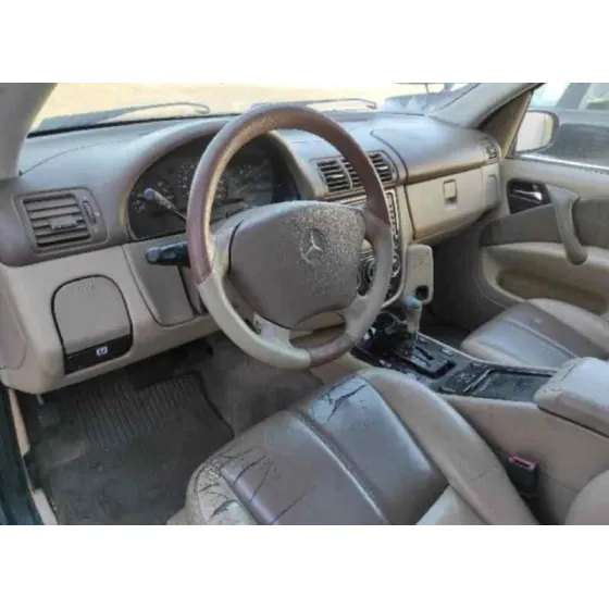 MERCEDES CLASE M (W163) '2002 * NEGRO