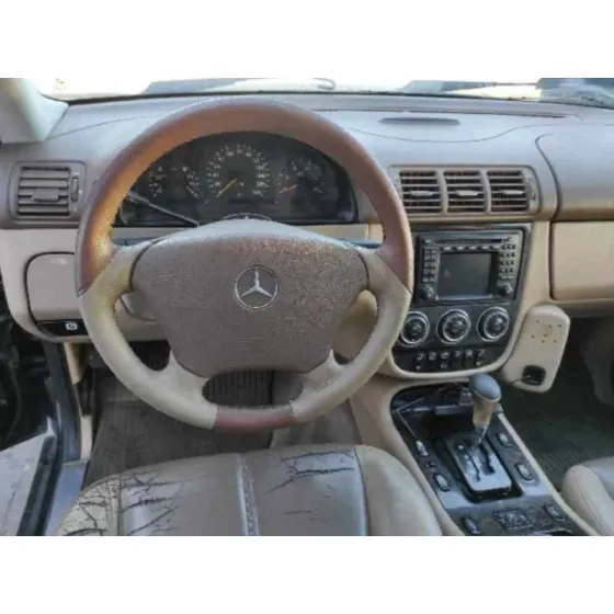 MERCEDES CLASE M (W163) '2002 * NEGRO
