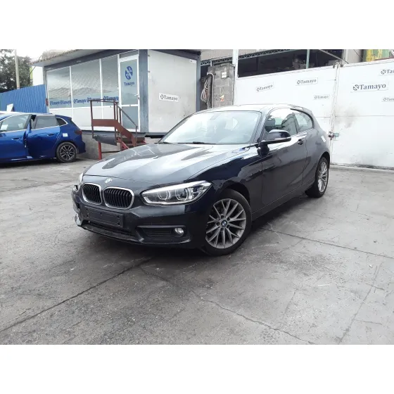 BMW SERIE 1 LIM. (F21) '2015 * NEGRO