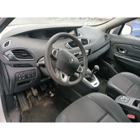 Renault GRAND SCENIC III (JZ0/1_) 2011