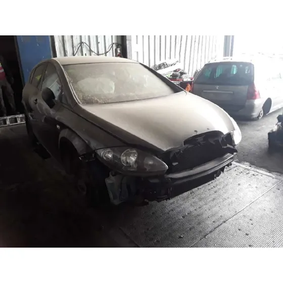 SEAT LEON (1P1) '2006 1.9 TDI NEGRO