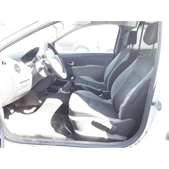 RENAULT CLIO III '2012 * BLANCO