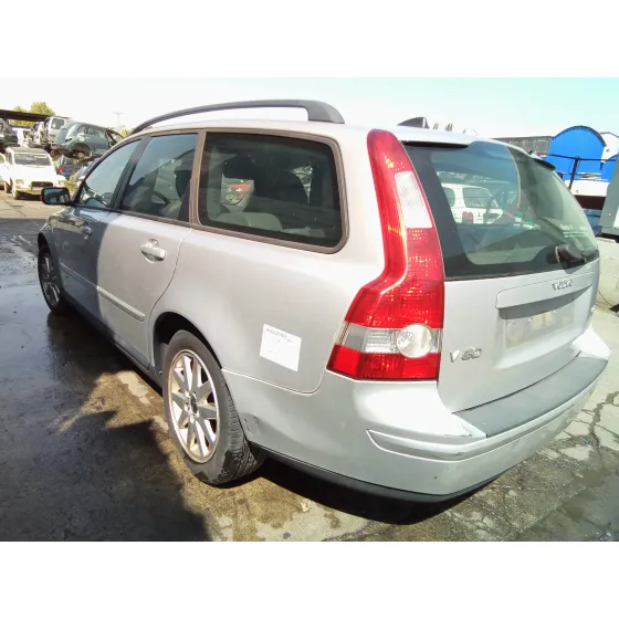 VOLVO V50 FAMILIAR '2006 2.0 DIESEL CAT PLATA