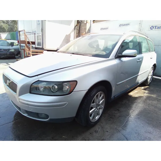 VOLVO V50 FAMILIAR '2006 2.0 DIESEL CAT PLATA