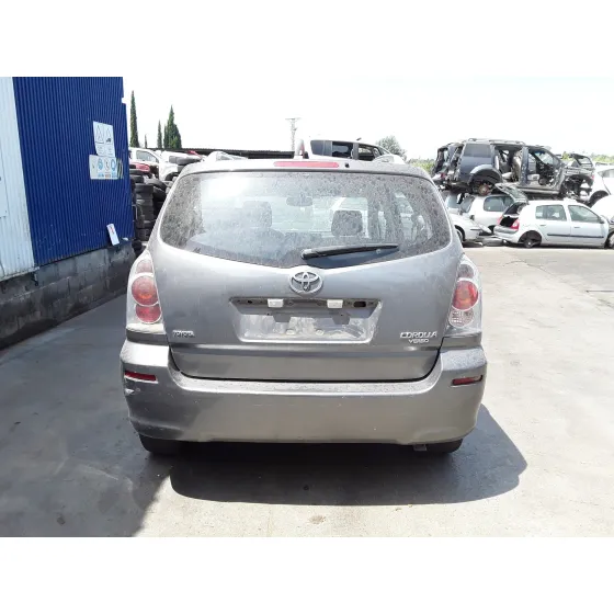 TOYOTA COROLLA VERSO (R1) '2004 * GRIS