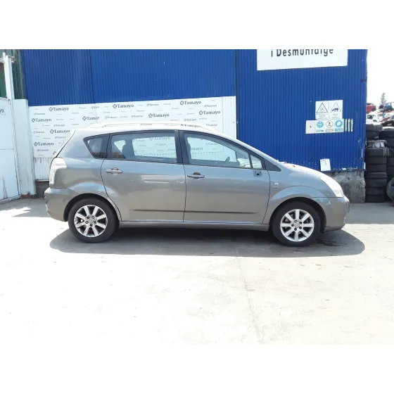 TOYOTA COROLLA VERSO (R1) '2004 * GRIS
