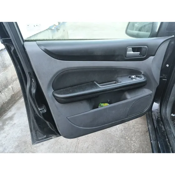 Ford FOCUS II (DA_, HCP, DP) 2005