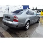 VOLKSWAGEN PASSAT BERLINA (3B3) VOLKSWAGEN PASSAT BERLINA (3B3) '2002 1.9 TDI GRIS 2000