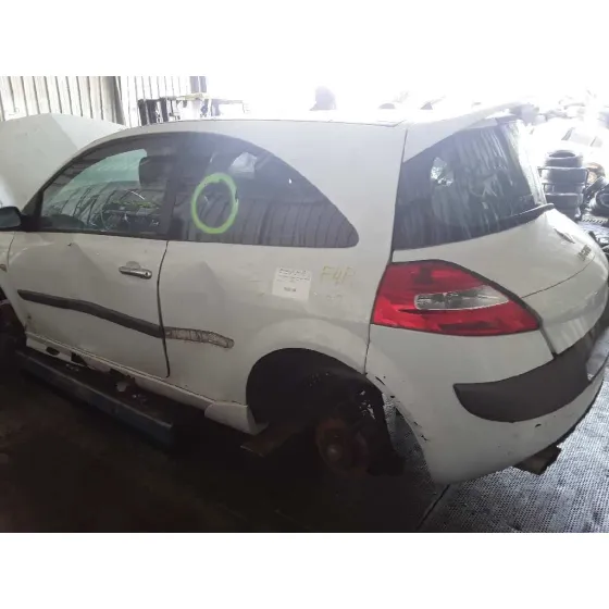 RENAULT MEGANE II BERLINA 3P '2007 * BLANCO