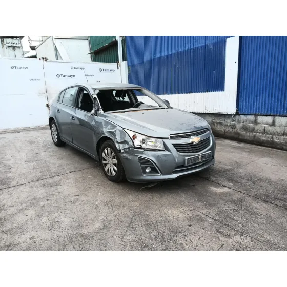Chevrolet CRUZE HATCHBACK (J305) 2012
