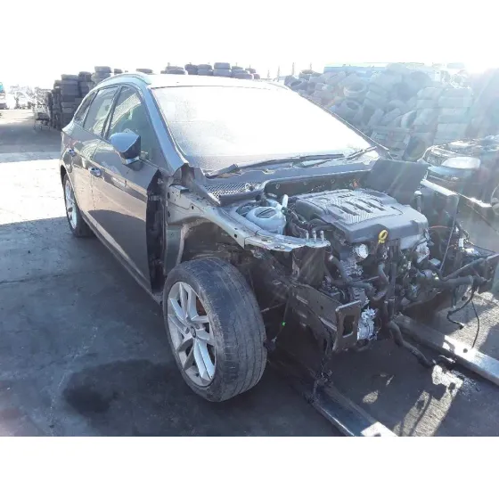 SEAT LEON ST (5F8) '2015 * GRIS OSCURO