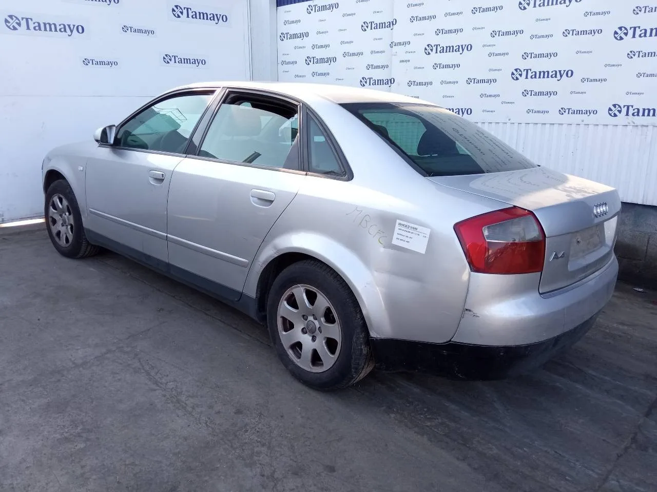 AUDI A4 BERLINA (8E) AUDI A4 BERLINA (8E) '2001 1.9 TDI PLATA 2000