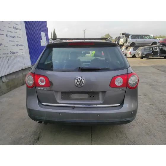 VOLKSWAGEN PASSAT VARIANT (3C5) '2006 *