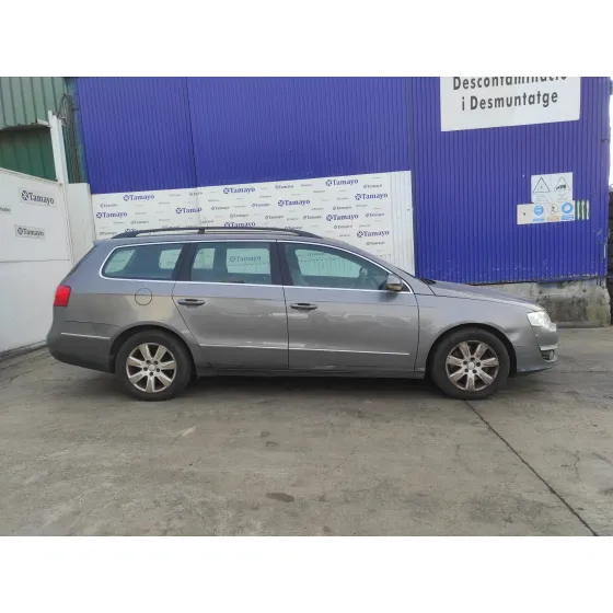VOLKSWAGEN PASSAT VARIANT (3C5) '2006 *