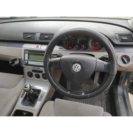 VOLKSWAGEN PASSAT VARIANT (3C5) '2006 *