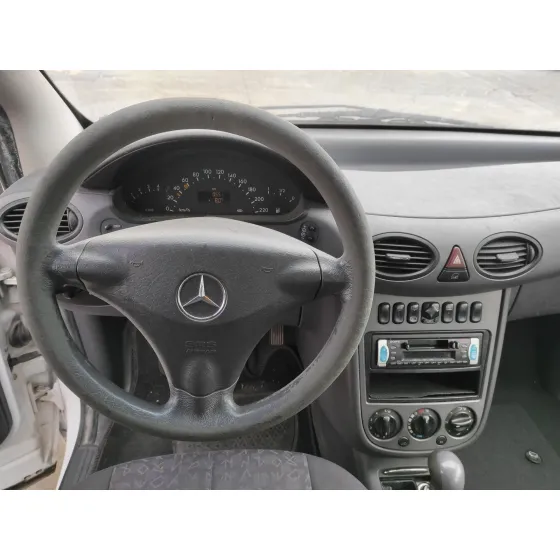 MERCEDES CLASE A (W168) '2001 1.7 CDI DIESEL CAT BLANCO