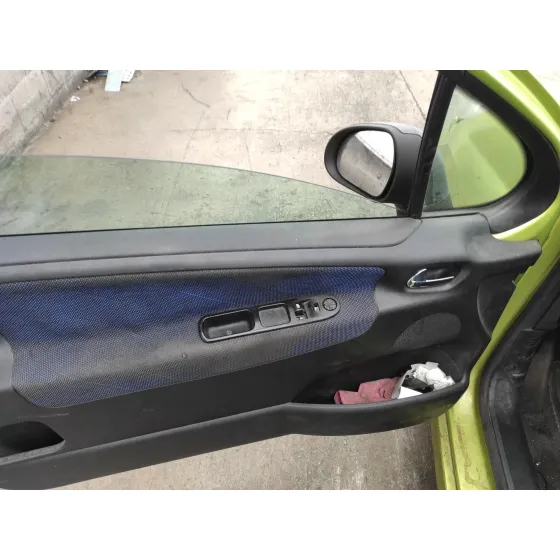 PEUGEOT 207 '2006 1.4 16V CAT (KFU / ET3J4) VERDE