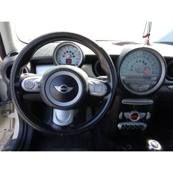 MINI MINI (R56) '2010 * BEIGE/NEGRO