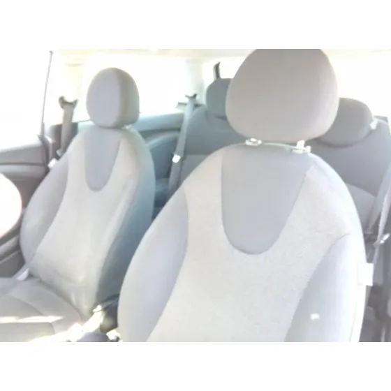 MINI MINI (R56) '2010 * BEIGE/NEGRO