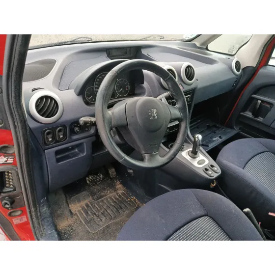Peugeot 1007 (KM_) 2005