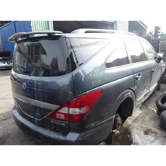 SSANGYONG RODIUS '2006 2.7 TURBODIESEL CAT NEGRO