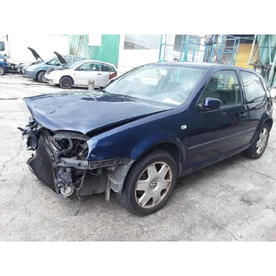 VOLKSWAGEN GOLF IV BERLINA (1J1) '2001 1.9 TDI AZUL
