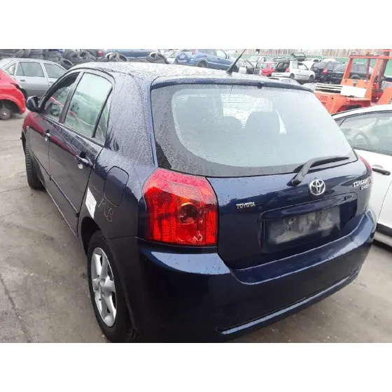 TOYOTA COROLLA (E12) '2005 2.0 D-CAT AZUL