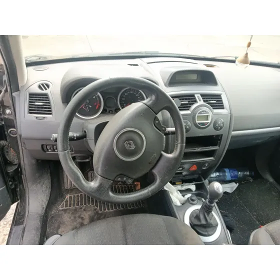 Renault MEGANE II (BM0/1_, CM0/1_) 2005