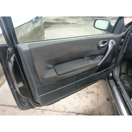 Renault MEGANE II (BM0/1_, CM0/1_) 2005