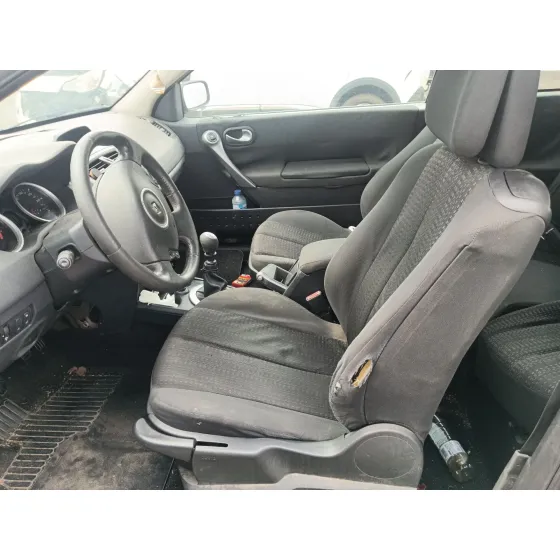 Renault MEGANE II (BM0/1_, CM0/1_) 2005