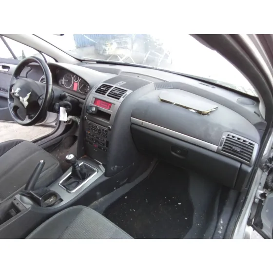 PEUGEOT 407 SW '2005 2.0 16V HDI FAP CAT (RHR / DW10BTED4) PLATA
