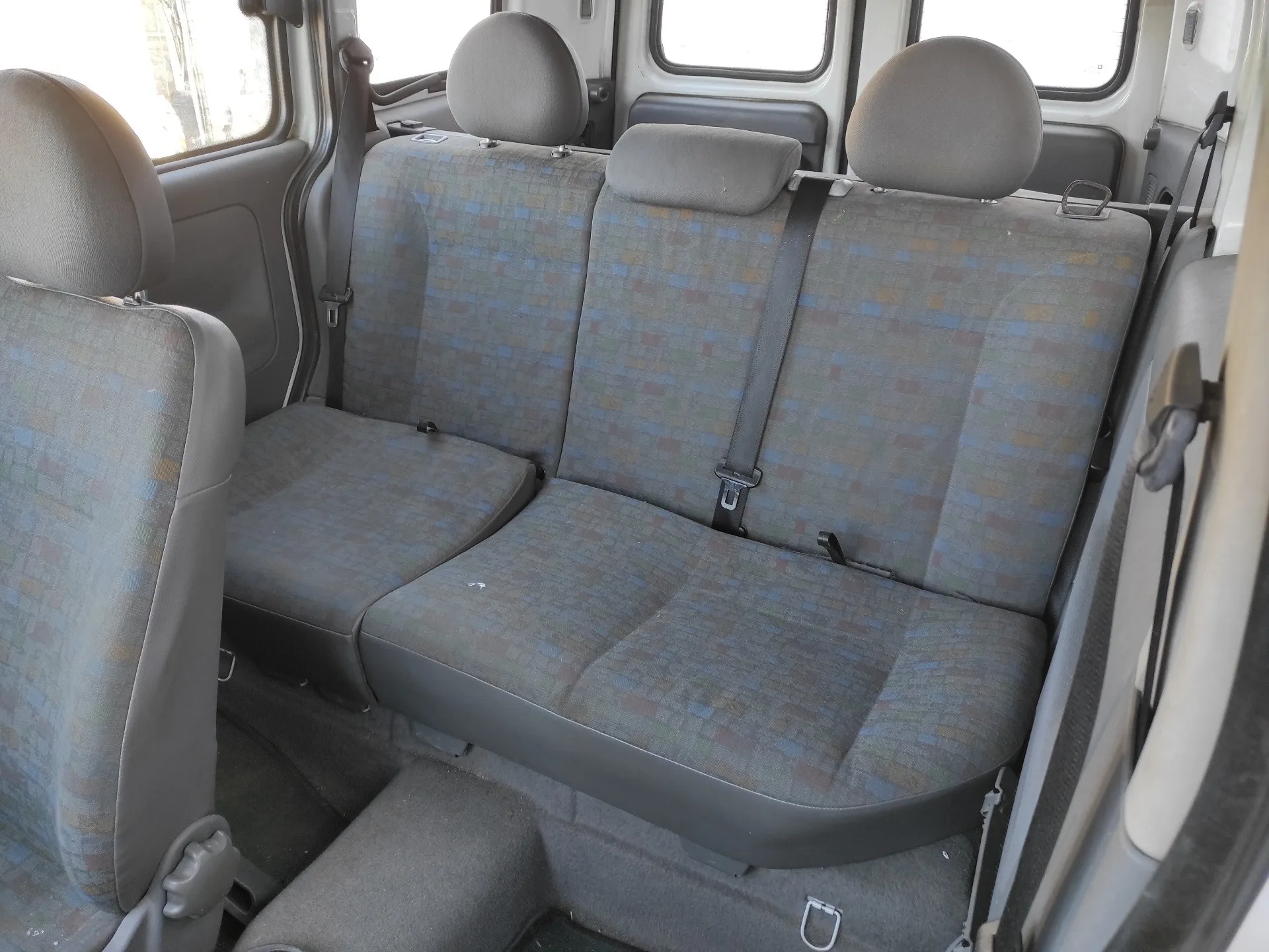 OPEL COMBO (CORSA C) OPEL COMBO (CORSA C) '2002 1.7 16V DI CAT (Y 17 DTL / LK8) BLANCO 2001