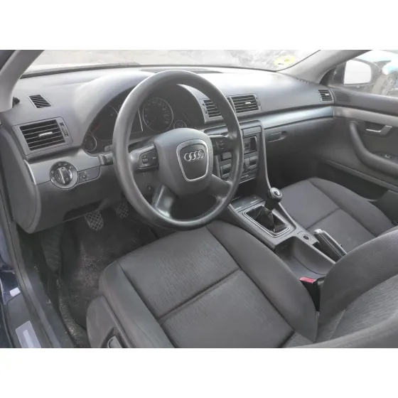 AUDI A4 BERLINA (8E) '2005 * AZUL MARINO